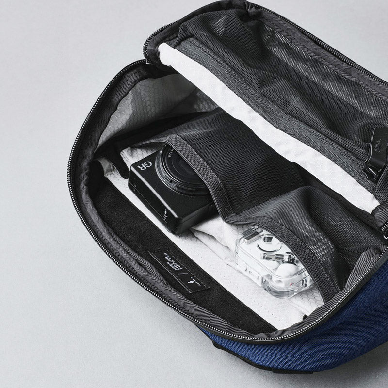 Vertex Pouch - Axoflux Blue