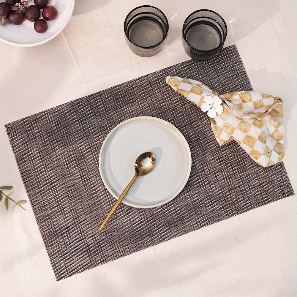 Trellis Mesh Rectangular Placemats, Set of 4 - Asphalt