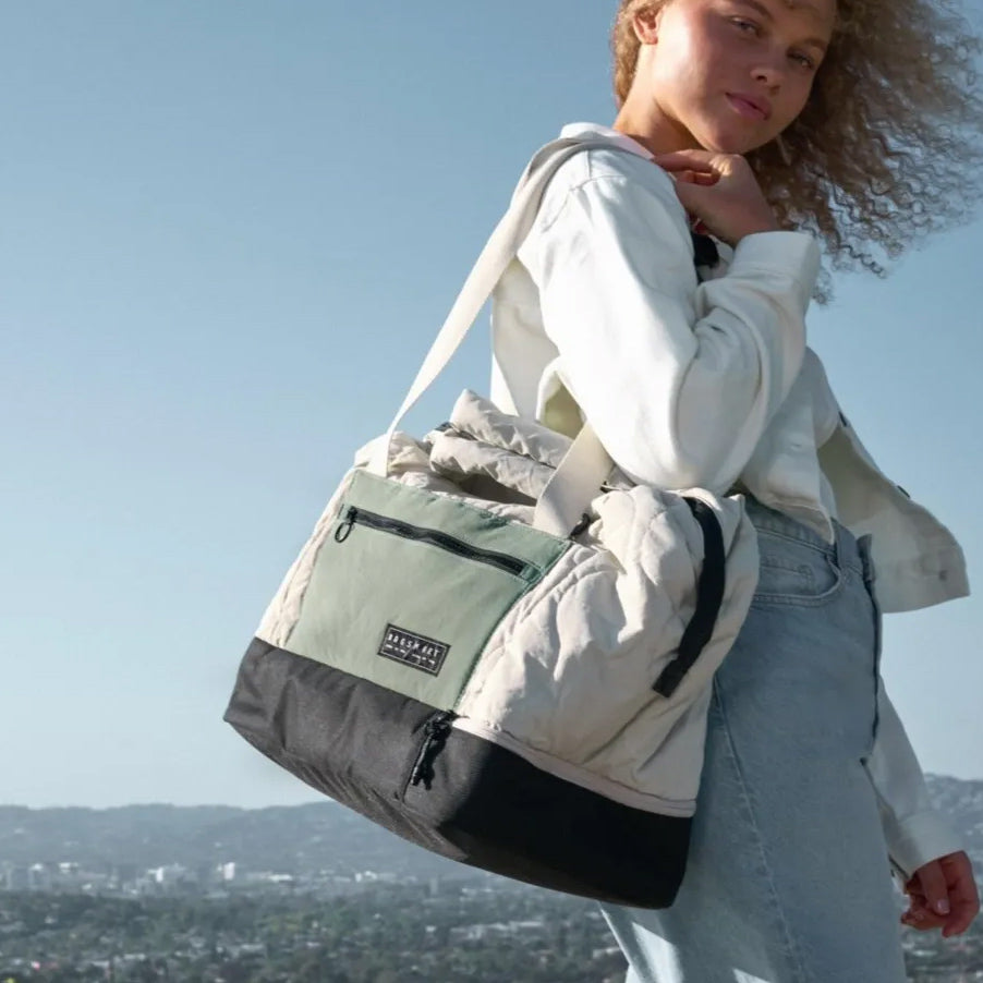 Walker Duffel Bag - Celadon