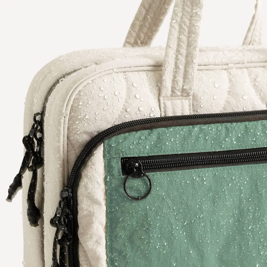 Walker Hanging Travel Toiletry Bag - Celadon