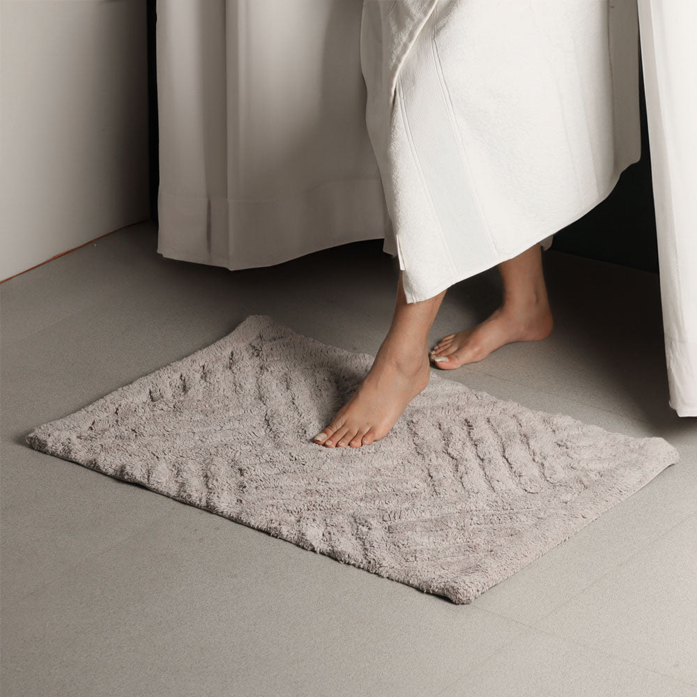 Willow Herringbone Tufted Bathmat - Light Grey