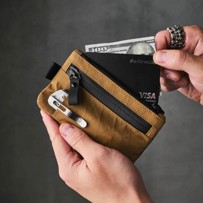 Zip Card Holder - Coyote Brown VX21