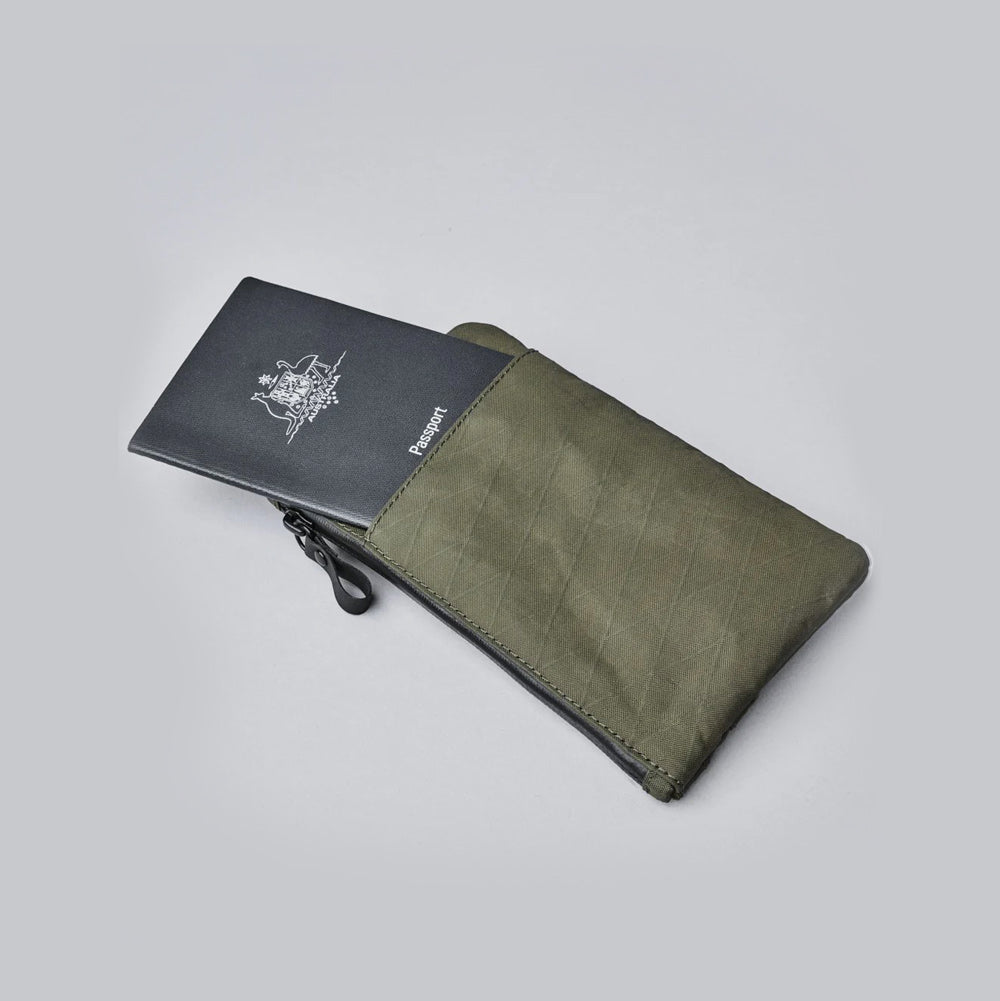 Zip Clutch - Dark Green VX21