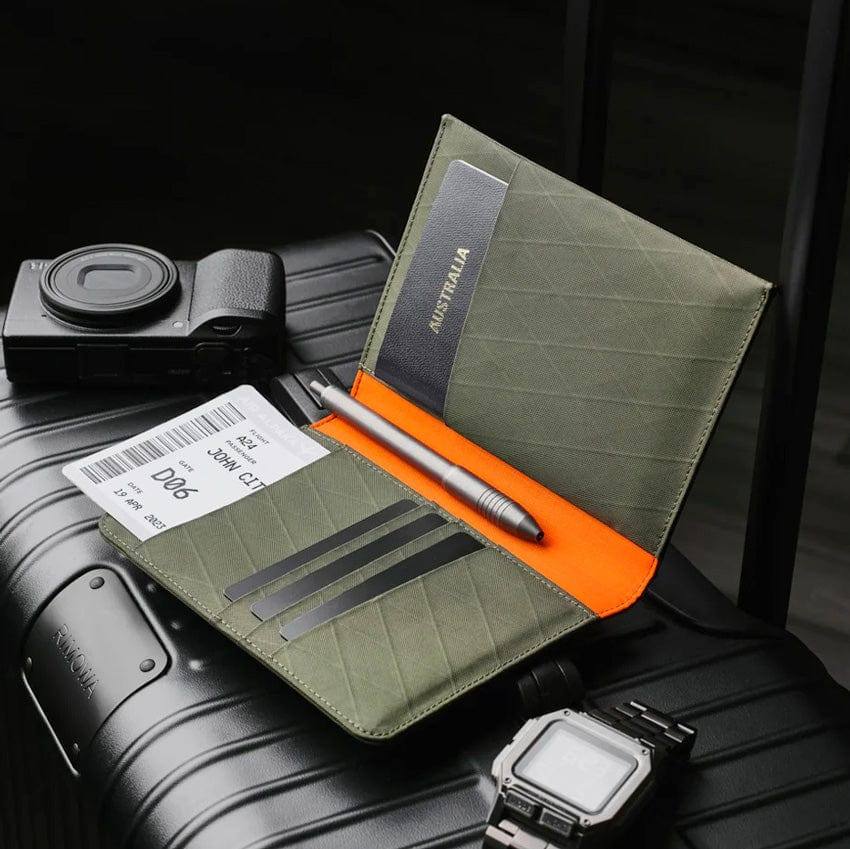 Alpaka ARK Bifold Passport Wallet - Dark Green VX21