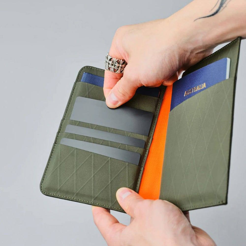 Alpaka ARK Bifold Passport Wallet - Dark Green VX21