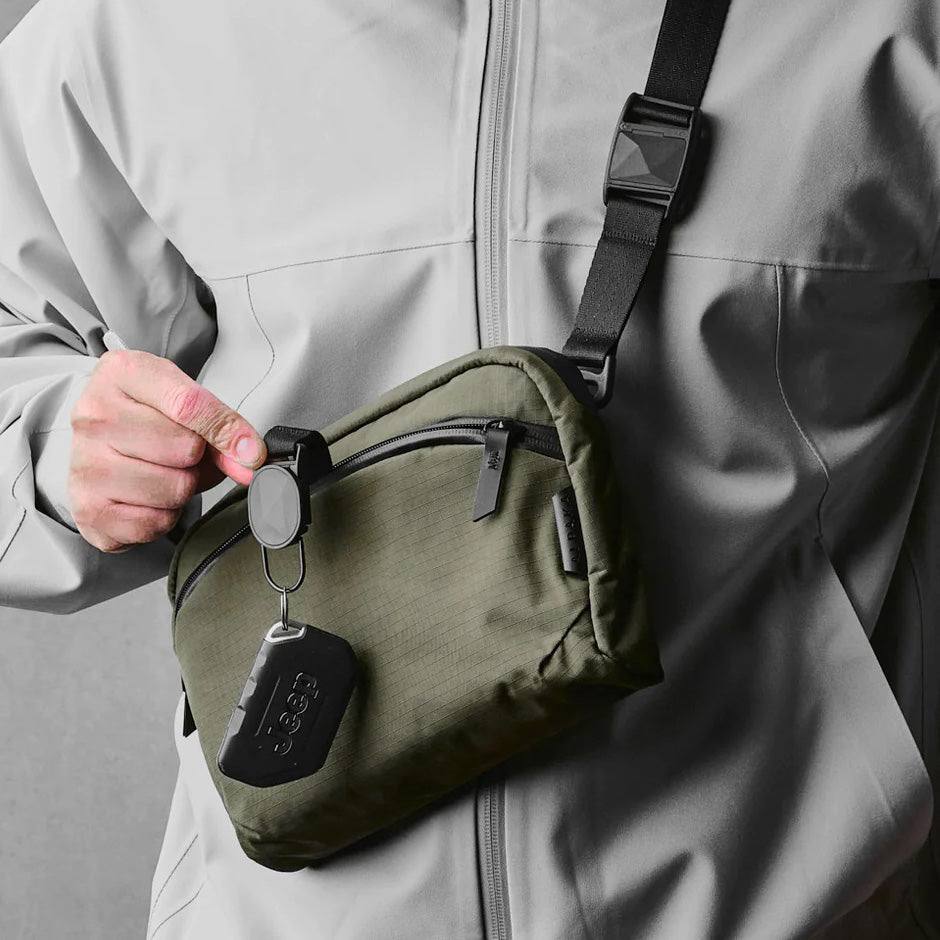 Flight Sling Bag Axoflux Green - Main Image