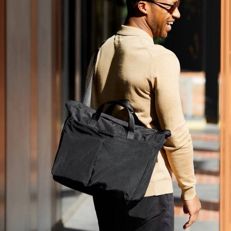 Bellroy Tokyo Messenger Bag 14 inch Raven Modern Quests