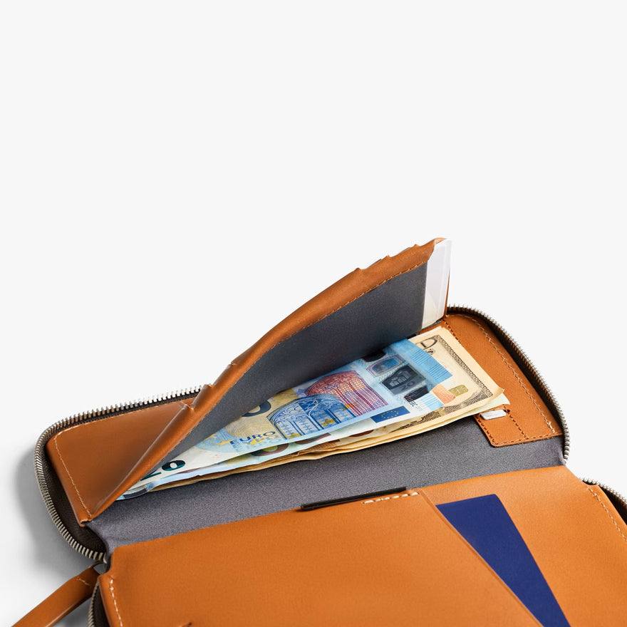Bellroy Travel Folio Second Edition - Caramel