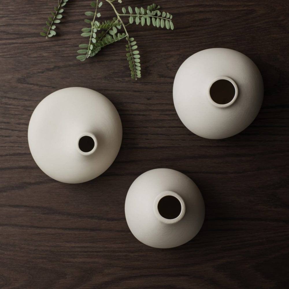 Blomus Germany Nona Porcelain Mini Vases, Set of 3 - White