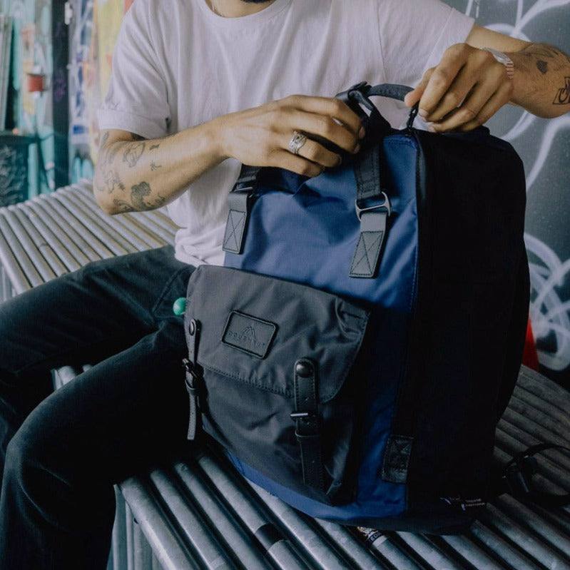 Doughnut Macaroon Go Wild Series Large Backpack 20L Black Navy