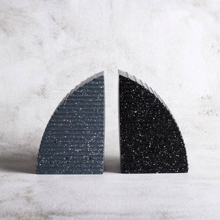ESQ Living Arc Speckled Bookends Set of 2 - Grey Black