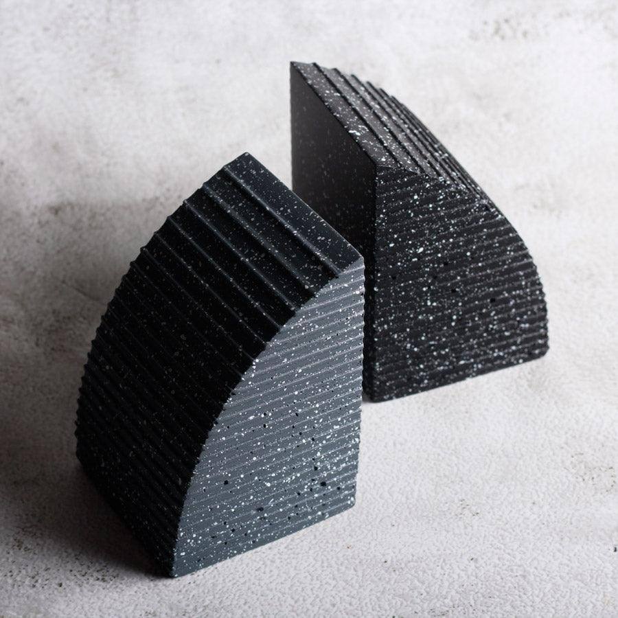 ESQ Living Arc Speckled Bookends Set of 2 - Grey Black