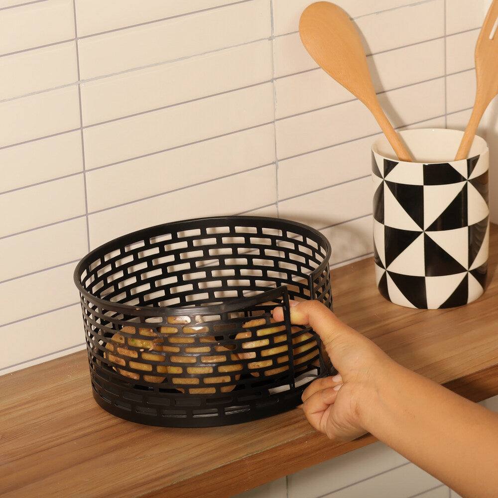 ESQ Living Lana Metal Basket Small - Black