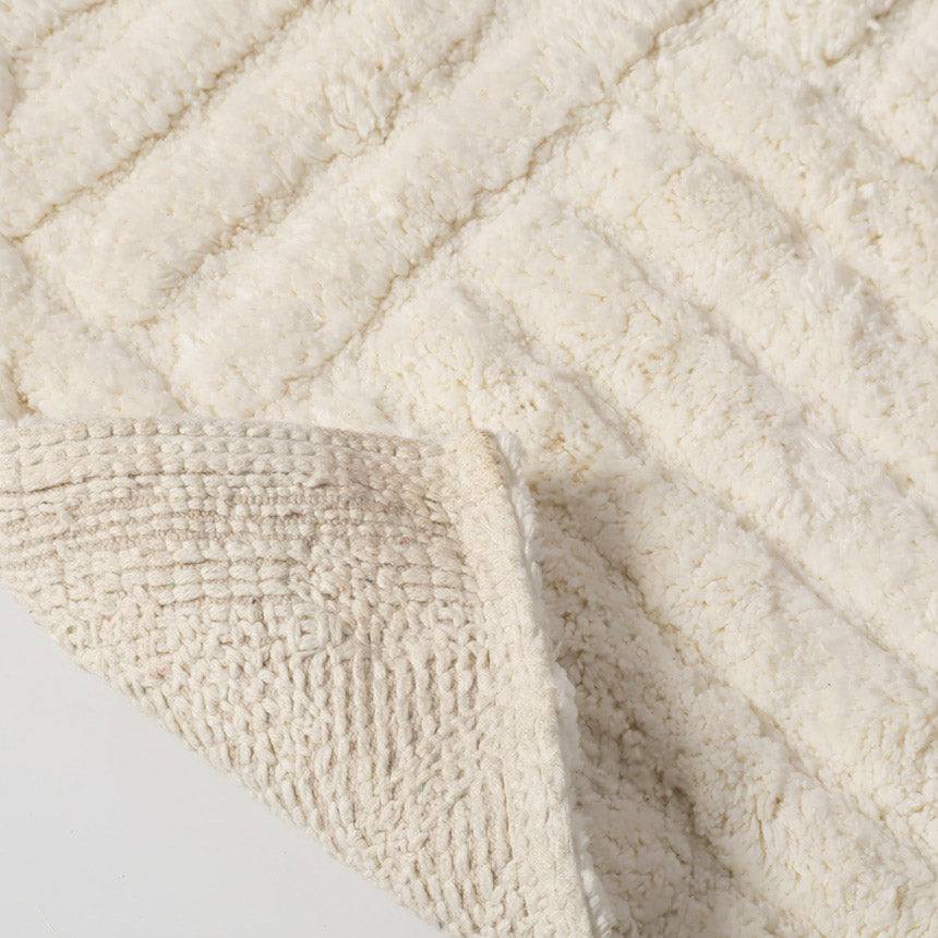 ESQ Living Willow Herringbone Tufted Bathmat - Ivory