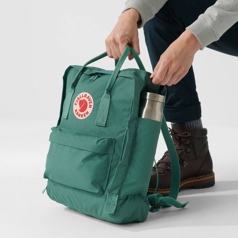 fjllrven kanken laptop 15 forest green Fjallraven 15" Backpack reflector in logo patch and frontside pockets. Fjllrven Knken Laptop 15 Backpack