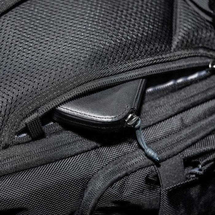 Inateck Carry On Travel Backpack 38L - Black