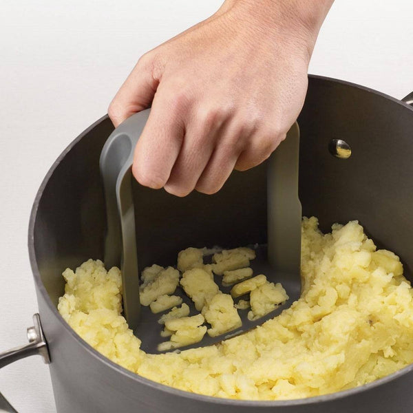 http://www.modernquests.com/cdn/shop/files/joseph-joseph-duo-potato-masher-1_grande.jpg?v=1690042523