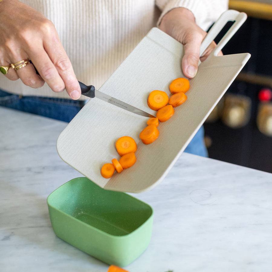 Cutting board SNAP 2.0, foldable, organic red, Koziol 