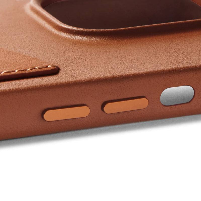 Mujjo Full Leather Wallet Case for iPhone 15 - Light Tan