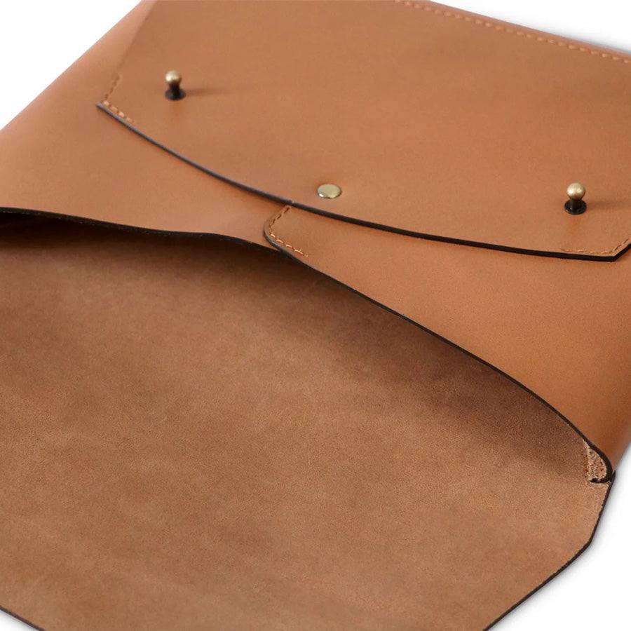 Nappa Dori Leather Wrap Sleeve 13" - Tan