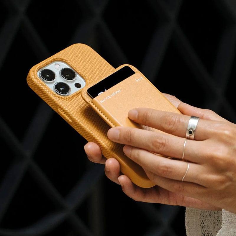 Re-Classic MagSafe Card Wallet Kraft - Main Image