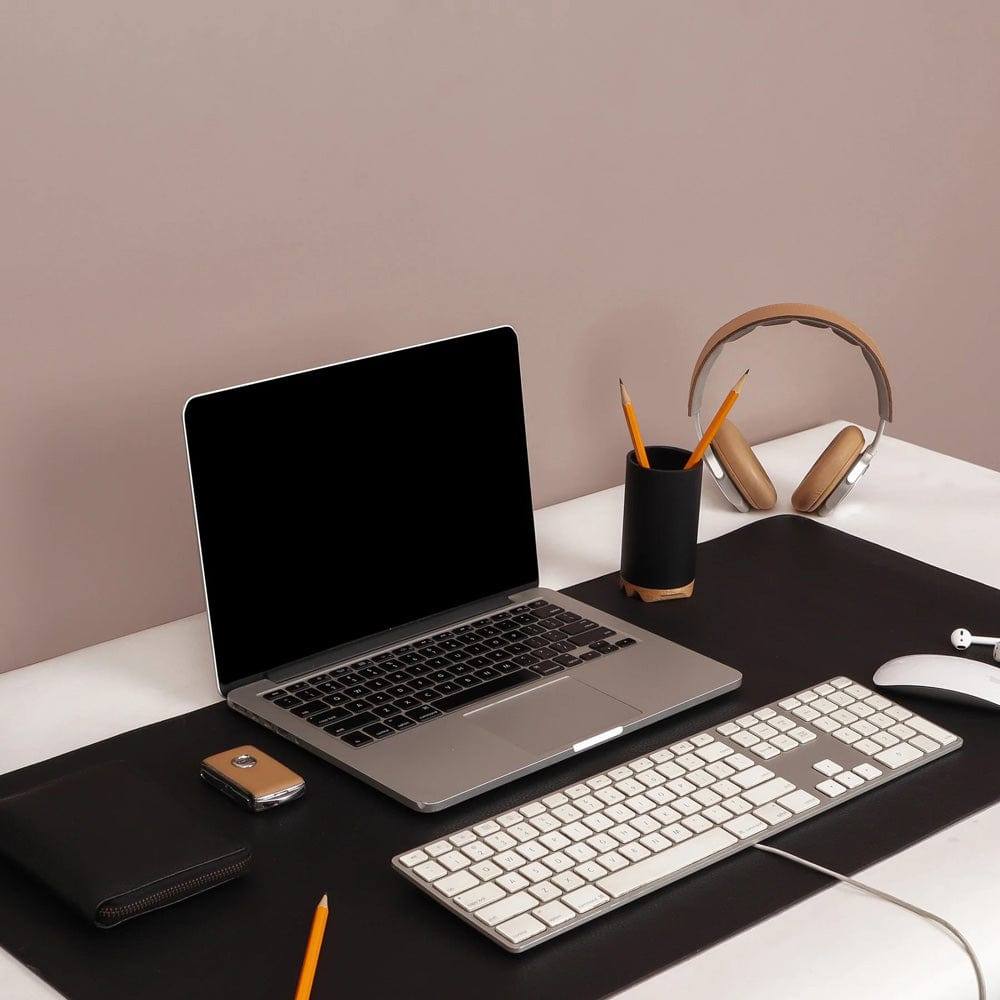 Grained Leather Desk Mat Medium Black