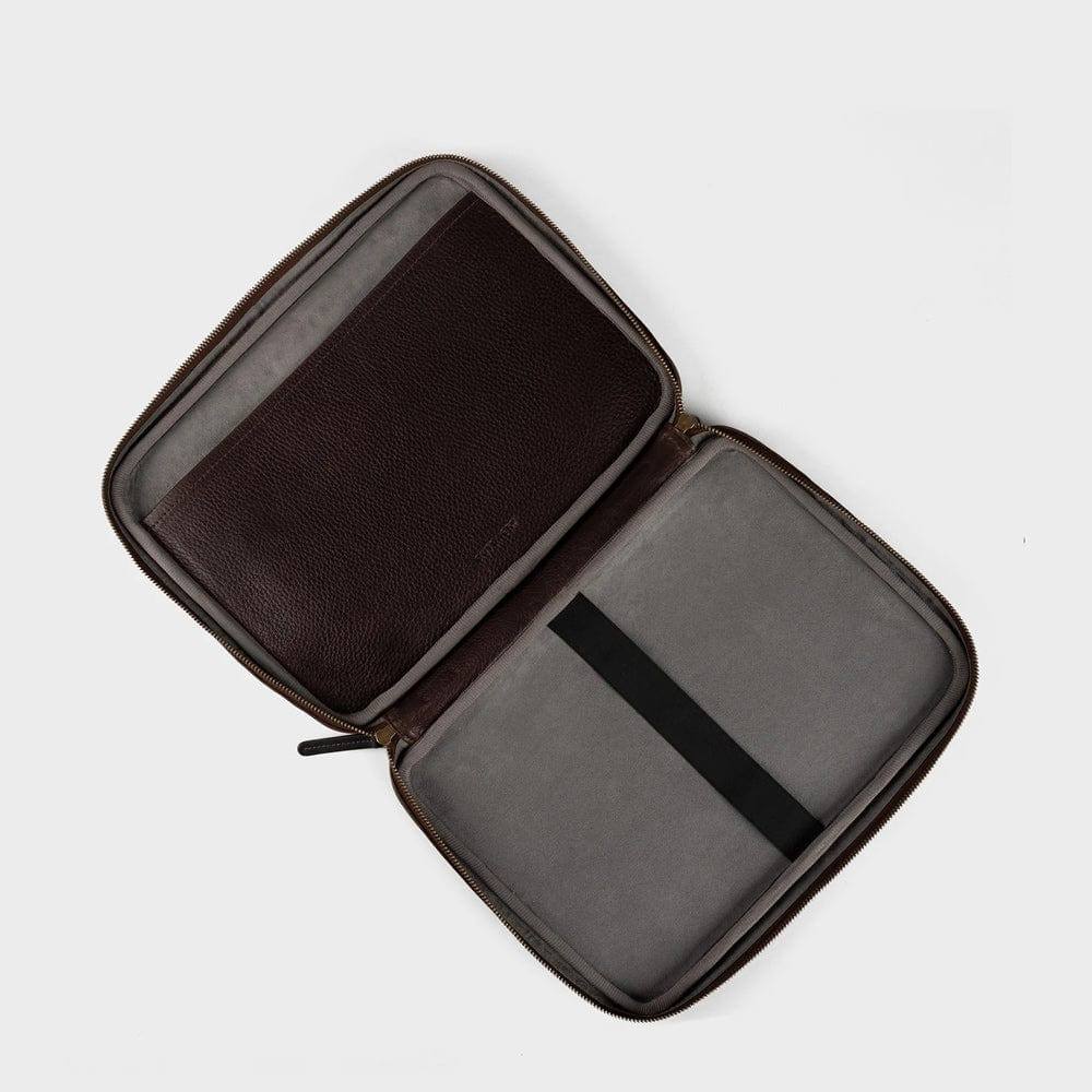 Outback Harlem Laptop Folio for 14 Inch MacBook Pro - Brown