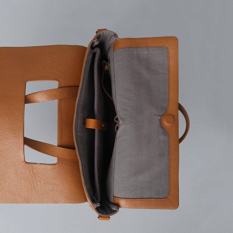 Outback Muse Leather Briefcase - Tan