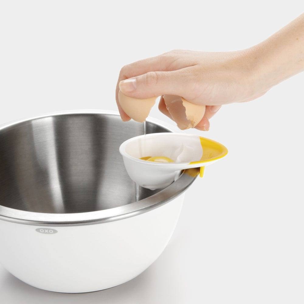 http://www.modernquests.com/cdn/shop/files/oxo-good-grips-3-in-1-egg-separator-1.jpg?v=1690055793