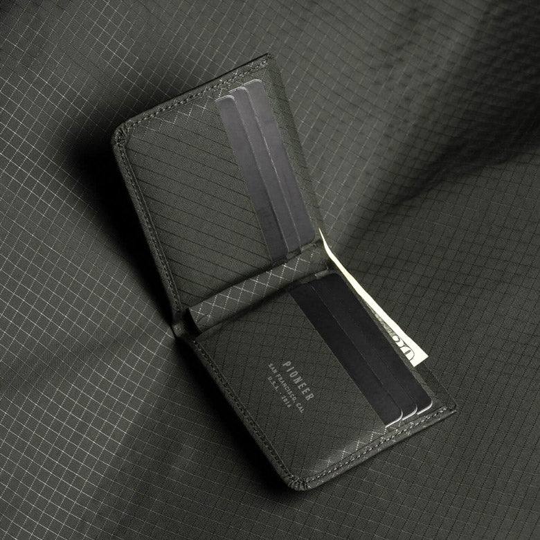 Pioneer Division Billfold Wallet - Forest RFID