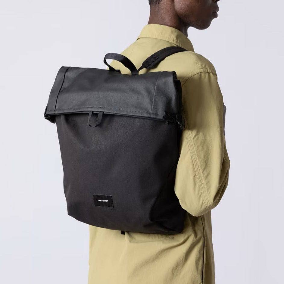 Leather Medium Alfred Messenger Bag in Black - Men