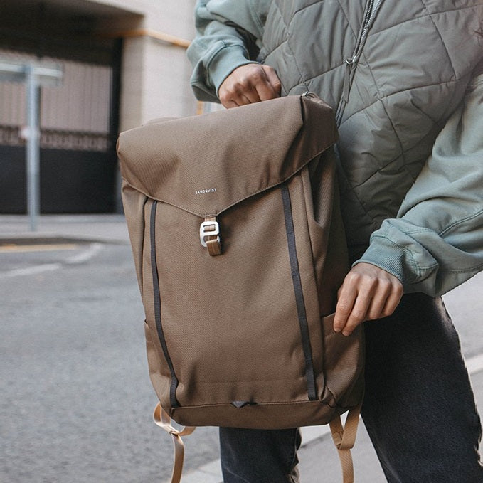 Walter Backpack 19L Brown