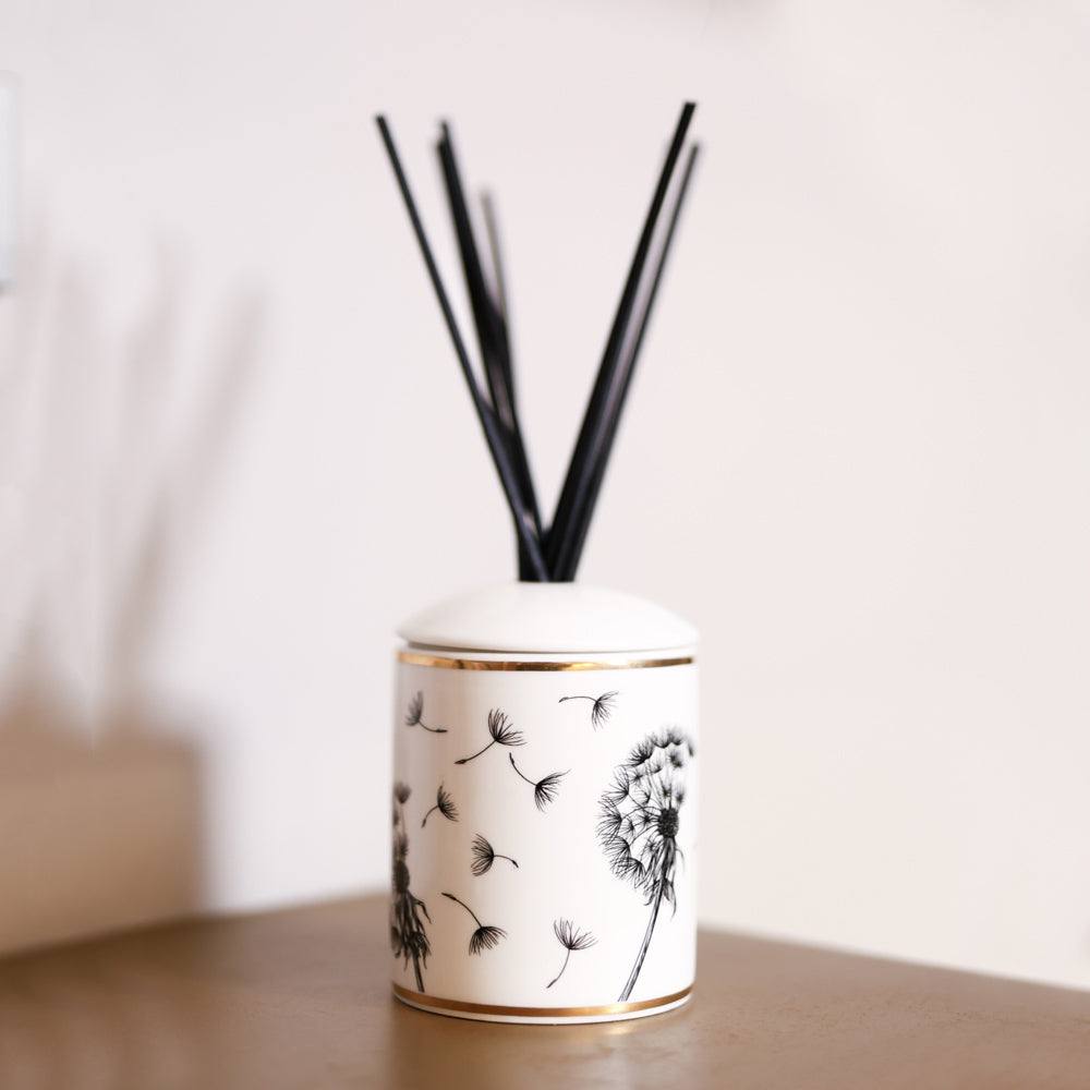 Stoneglow London Keepsake Ceramic Reed Diffuser - Floral Sea Breeze