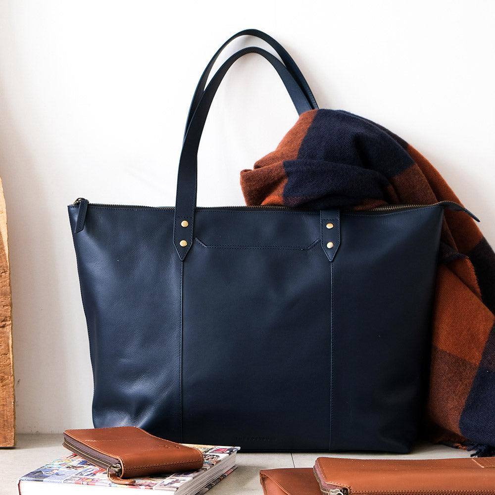 The Postbox Cece Leather Tote - Deep Sea Blue