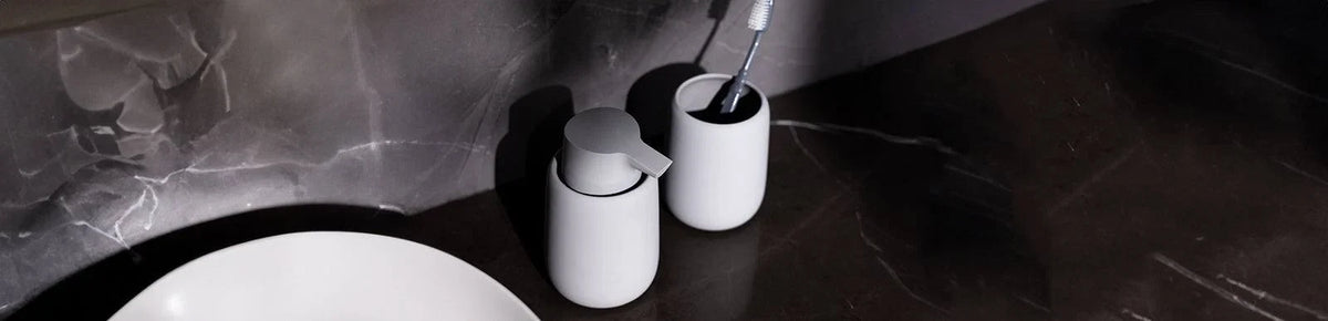 Dispensers & Tumblers