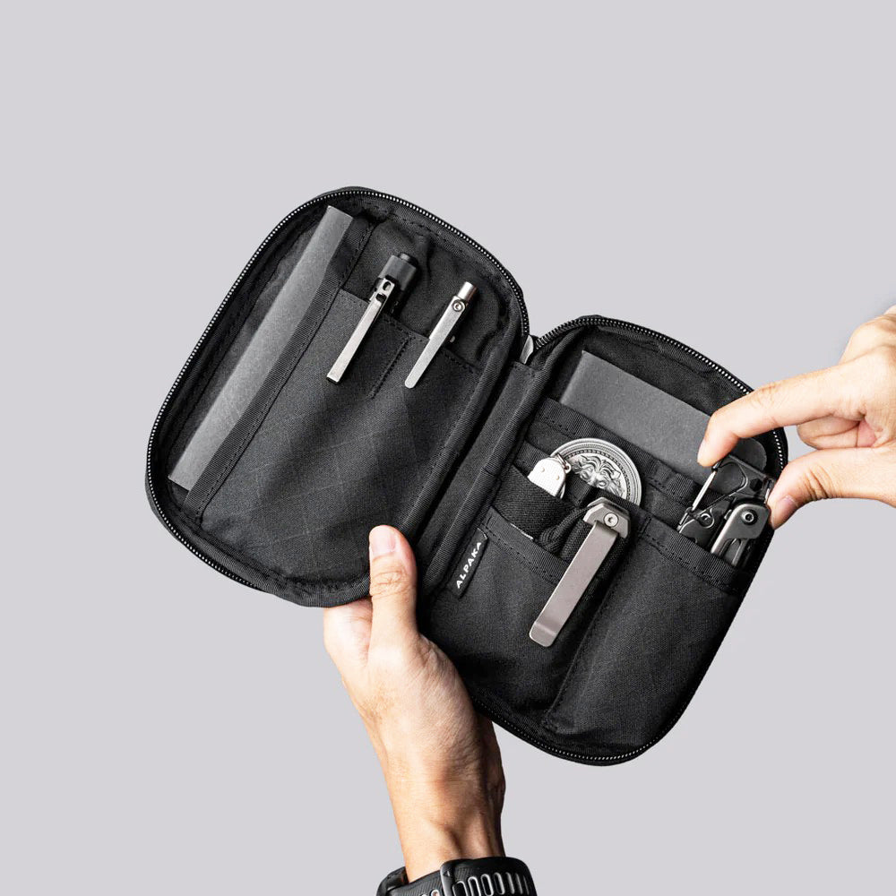 Admin Pouch Pro - Axogrid Black