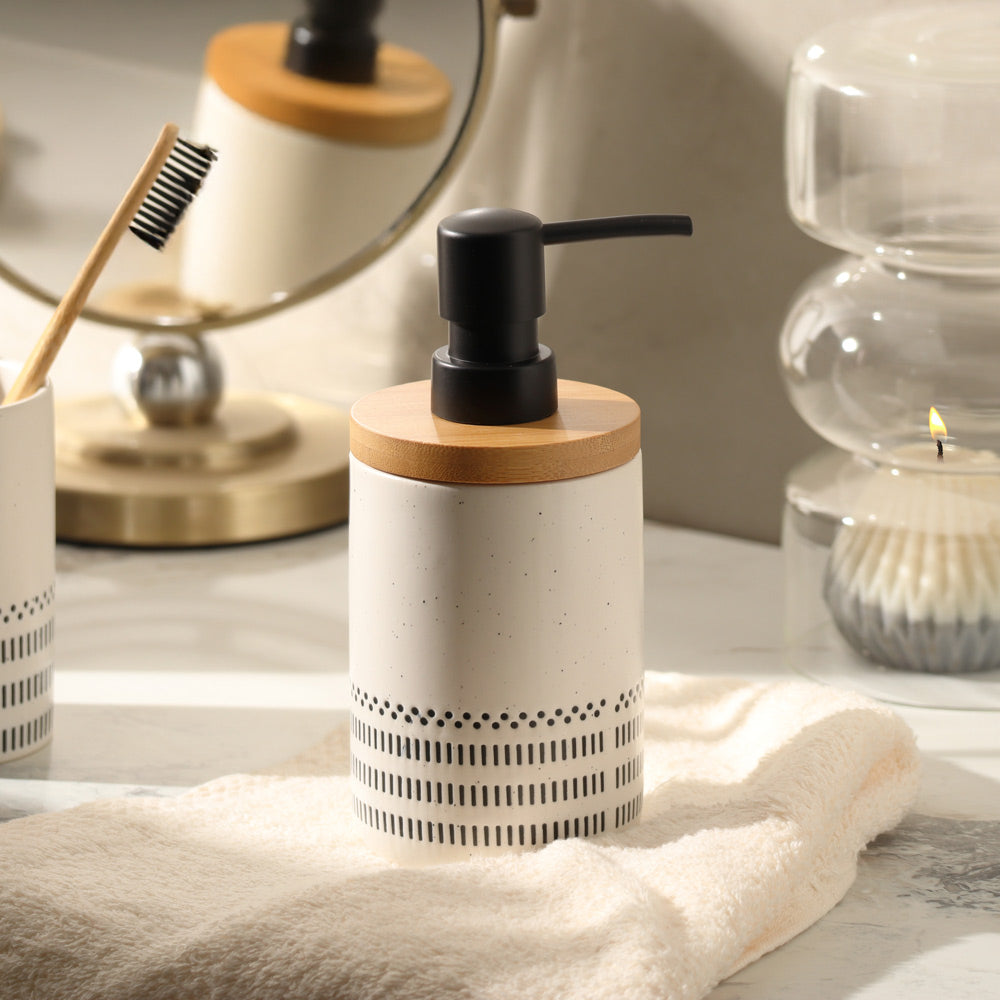Alva Soap Dispenser - Black & White