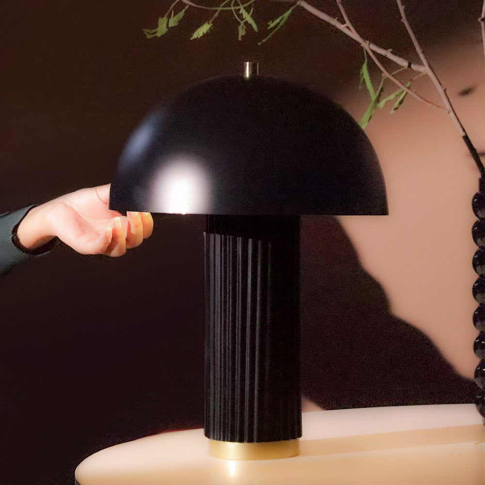 Amden Ribbed Table Lamp Large - Black Gold