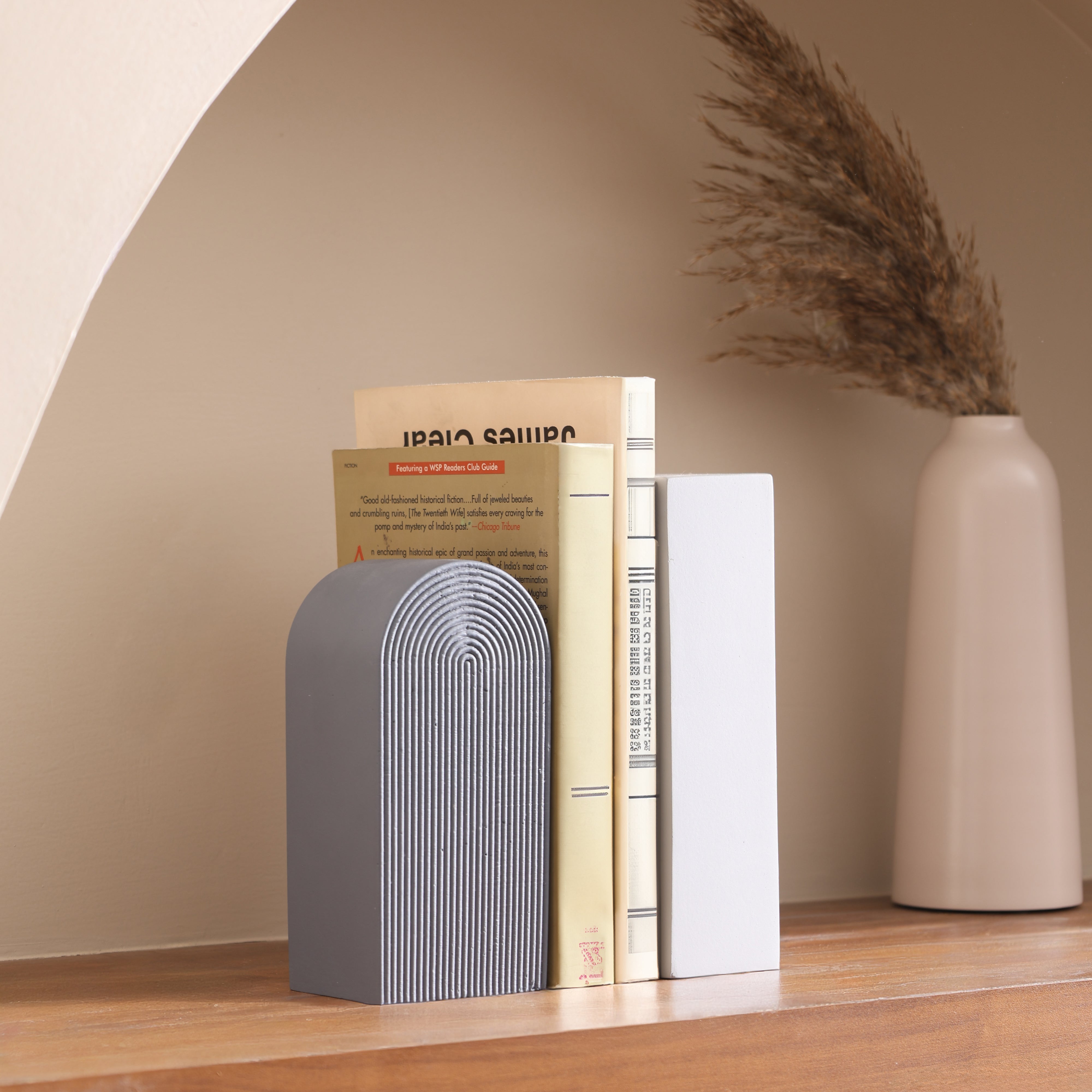 Arched Concrete Bookends, Set of 2 - Grey