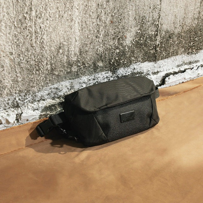 Atom Sling Bag - Black