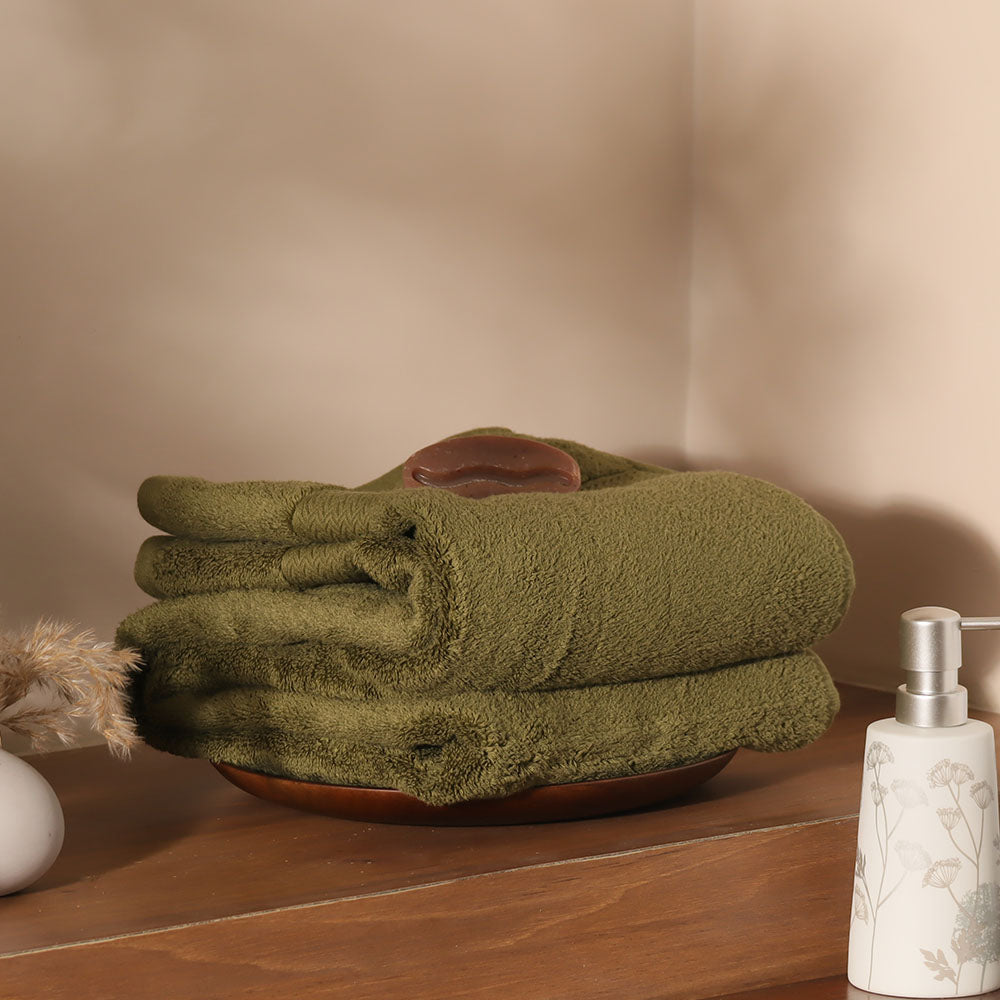 Avant Zero-Twist Cotton Bath Towel - Pine Green