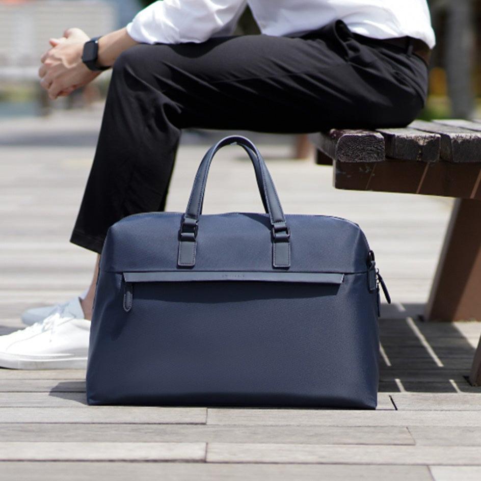 Avenue Weekender Bag 24L - Navy