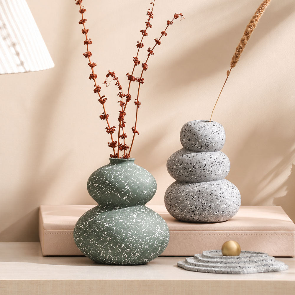 Avon Concrete Vase Small - Speckled Grey