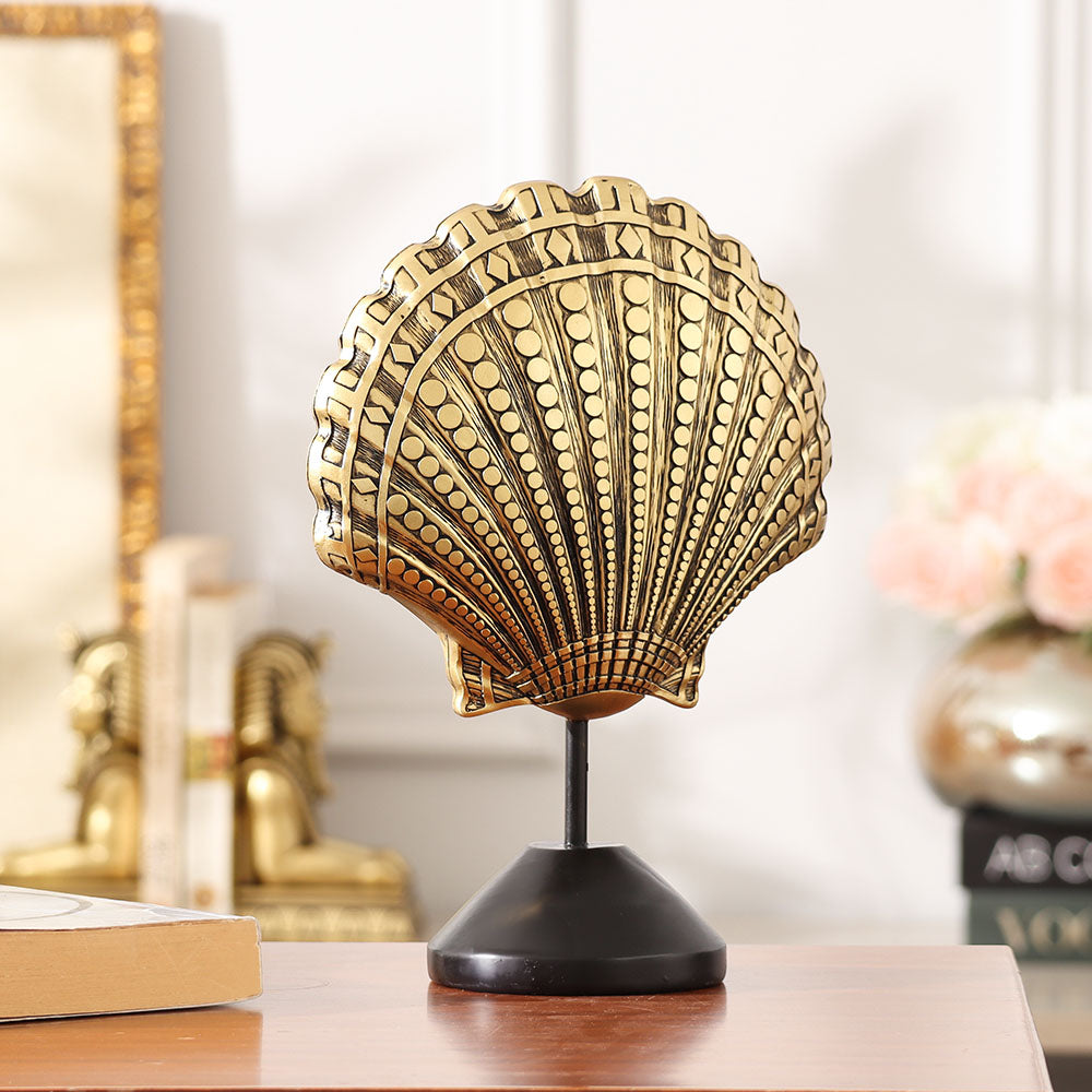 Patterned Scallop Sculpture - Black Gold
