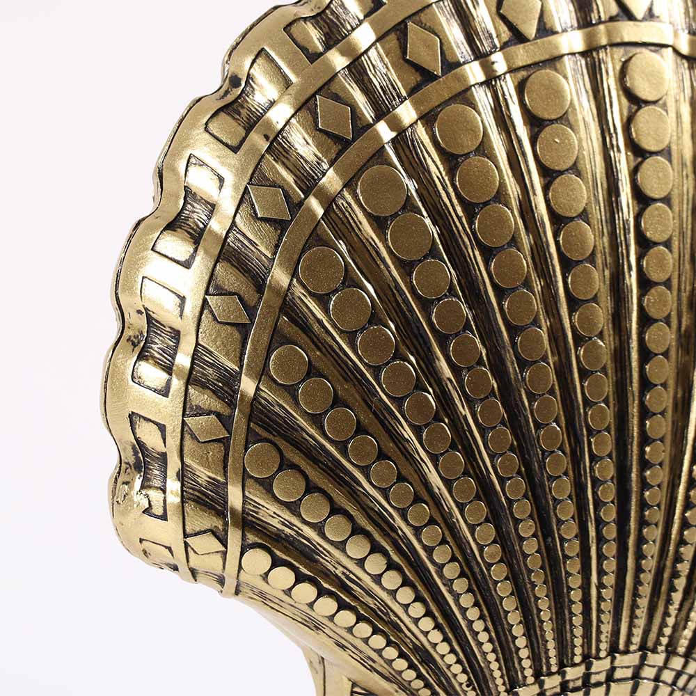 Patterned Scallop Sculpture - Black Gold