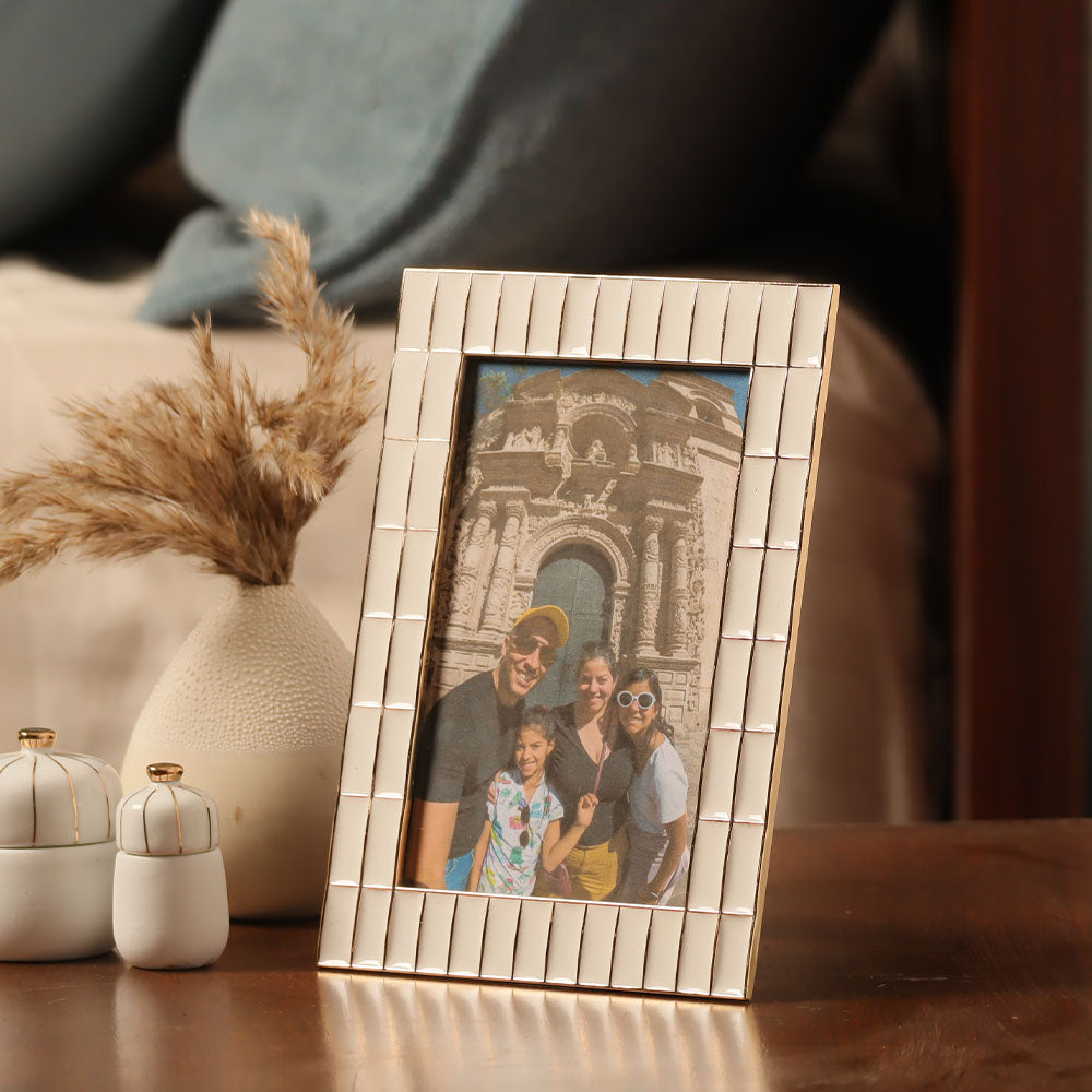 Blaine Photo Frame Medium - White Gold