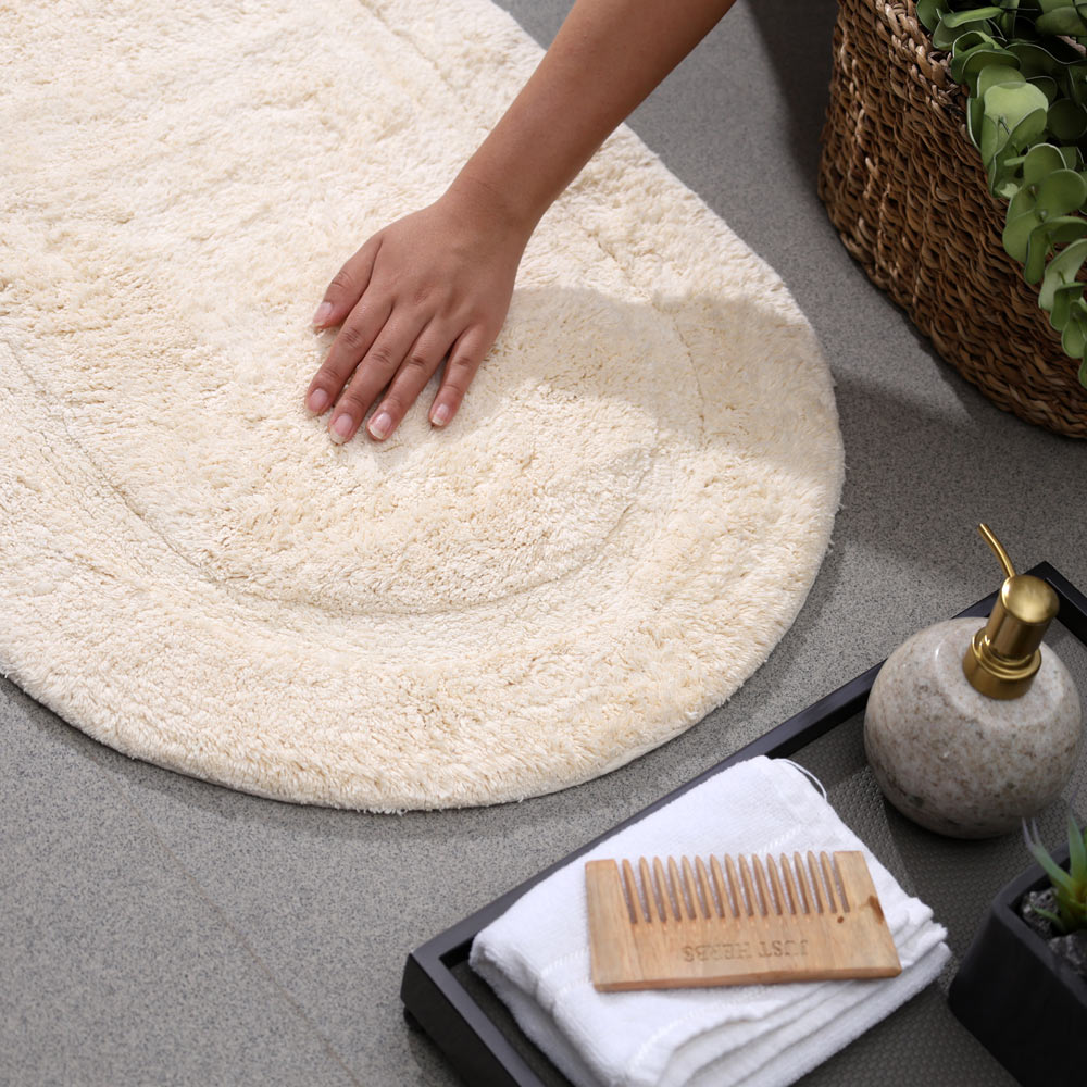 Blake Oval Bath Runner - Cream
