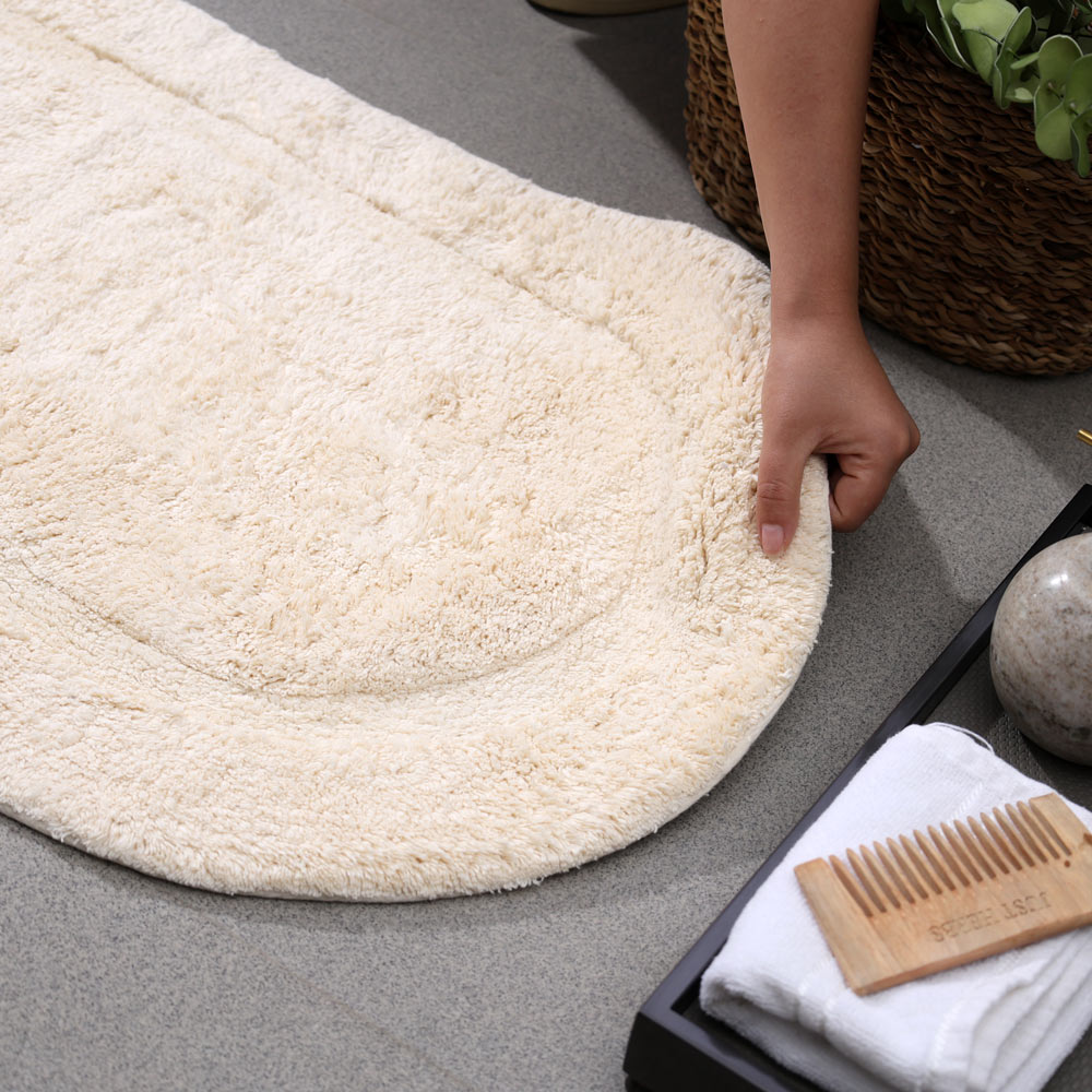 Blake Oval Bath Runner - Cream