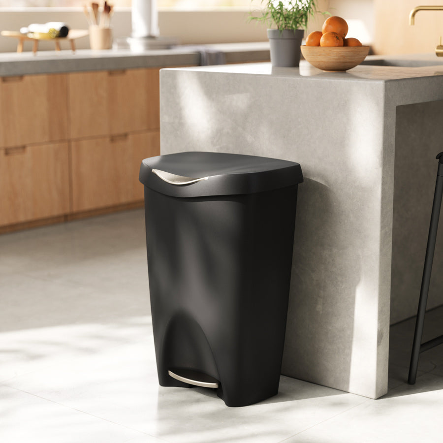 Brim Step Trash Can 50L - Black Nickel