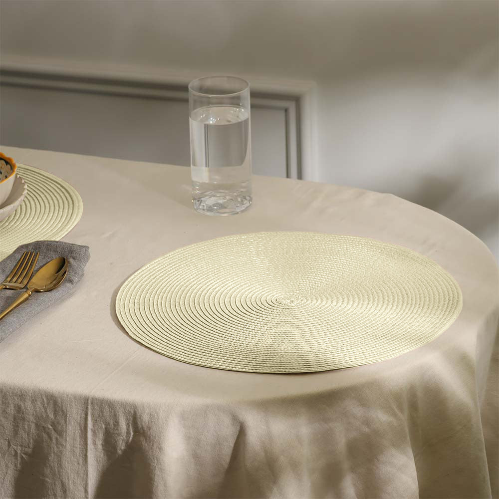 Bueno Round Placemats, Set of 4 - Off White